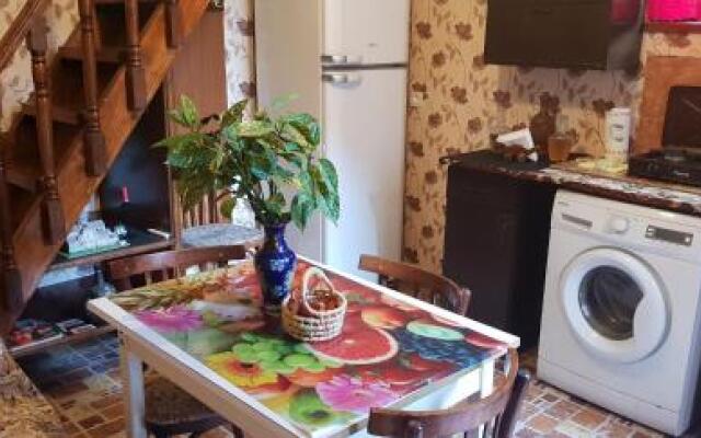 2 Santeli Turn Guest House