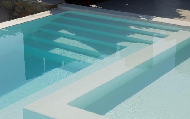 Luxury Bungalow with Private Pool 1B