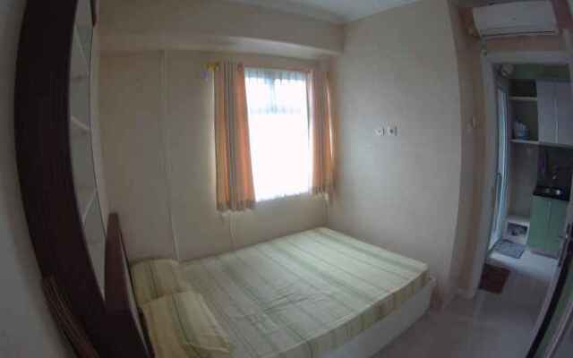 Green Pramuka City Apartment