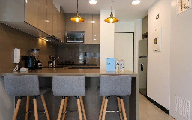 Zip Housing San Isidro