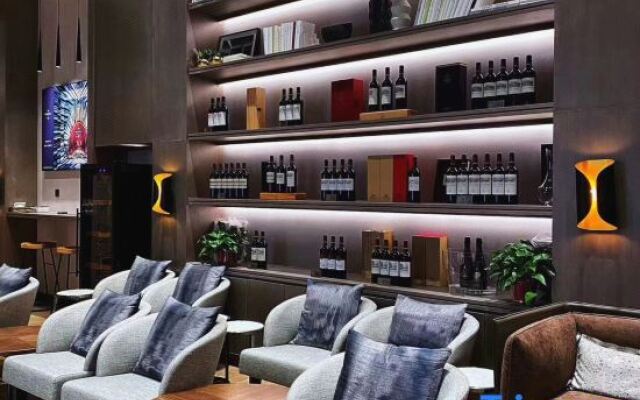 LE JU Executive Apartment (Zhengzhou Huayuan Road Grand Emporium Leiting)