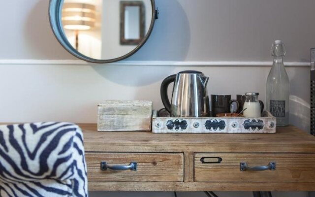 Oaklands Guest House