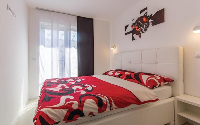 Nice Home in Medulin With Wifi and 2 Bedrooms