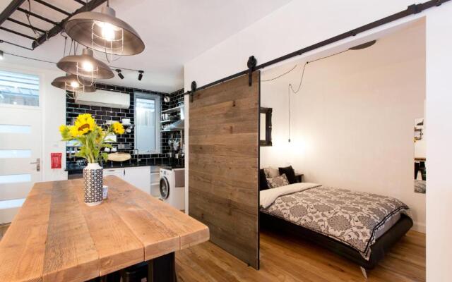Industrial Central Apartment - Shop 8