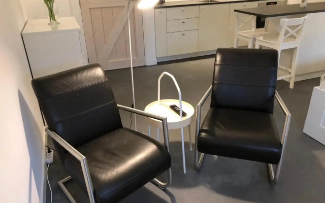 Iselmarpleats Comfortabele Studio met badkamer