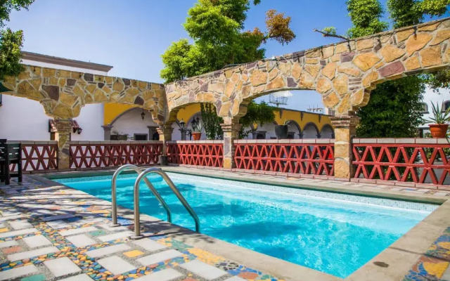 Hotel Cosmos Don Carlos