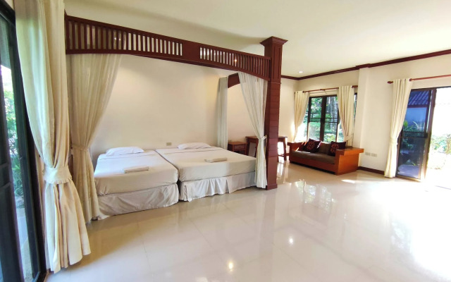 Thara Cholapruek Resort