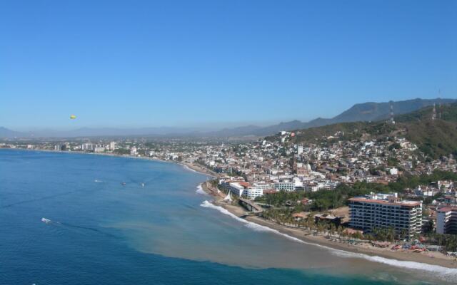 Puerto Vallarta 2br condo Loma del Mar