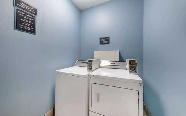 Best Western Plus Avita Suites