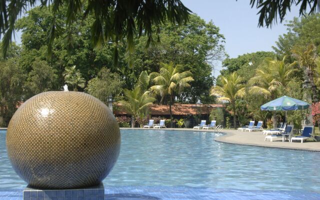 Singgasana Hotel Surabaya