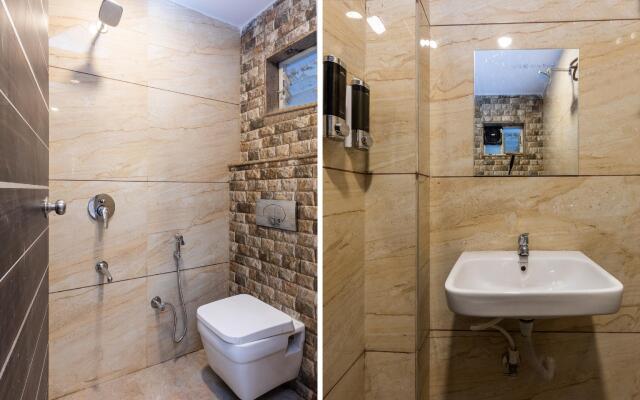 SilverKey Executive Stays 77177 Chikitsak Nagar