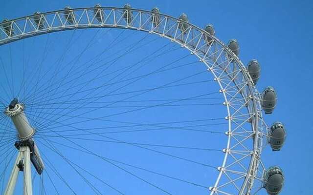 Modern 2bed 2bath Near the Oval