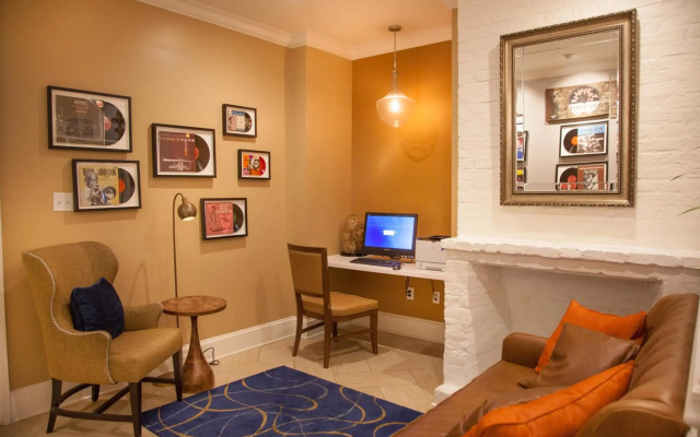 Hotel St. Pierre®, a French Quarter Inns® Hotel
