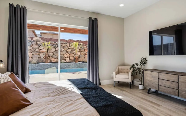 Slice Of Heaven 6 Bedroom Home