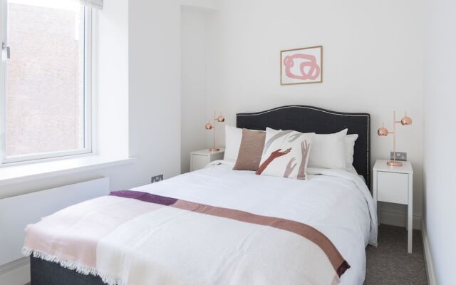 Posh Camden Suites by Sonder