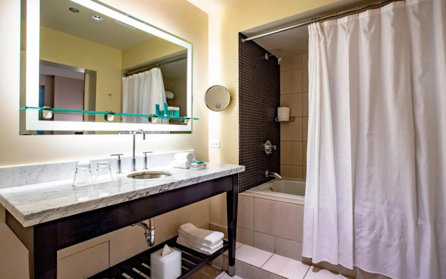 THE MIDLAND HOTEL, Chicago, a Tribute Portfolio Hotel