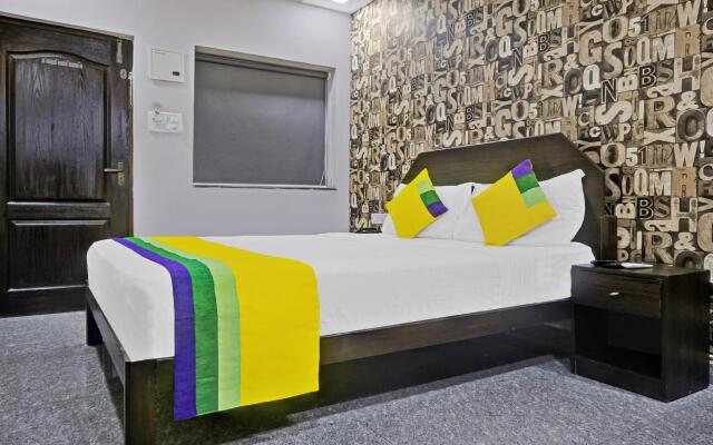 Itsy Hotels Raj Resort, Calangute