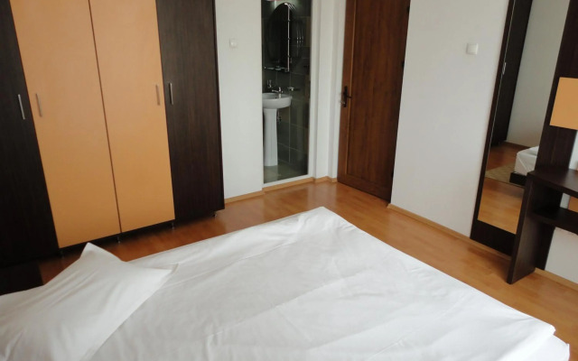 Hotel Arion