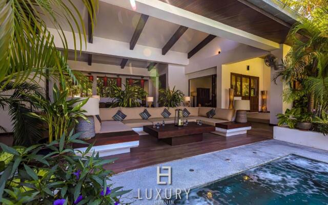 Bali Style Mansion in Great Location WL2