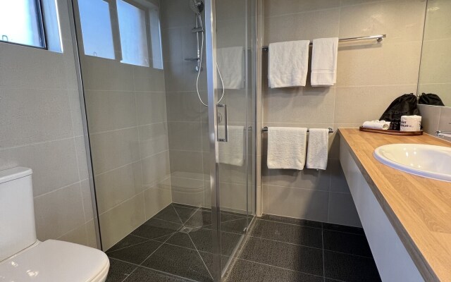 Summerhill Motor Inn