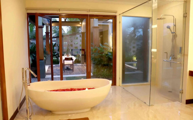 The Grand Villandra Resort