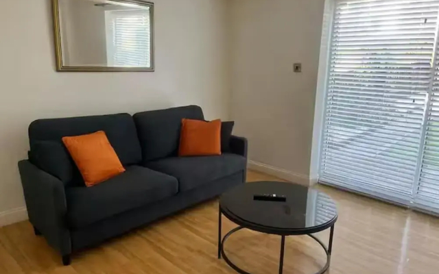 Elegant City Escape in London