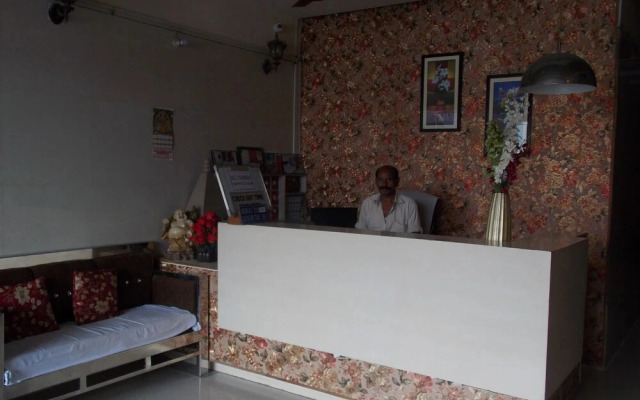 Hotel Roopam Dudhwa