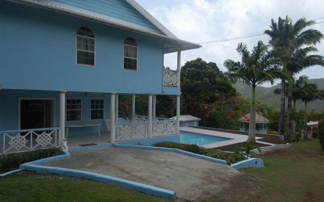 Heliconia House