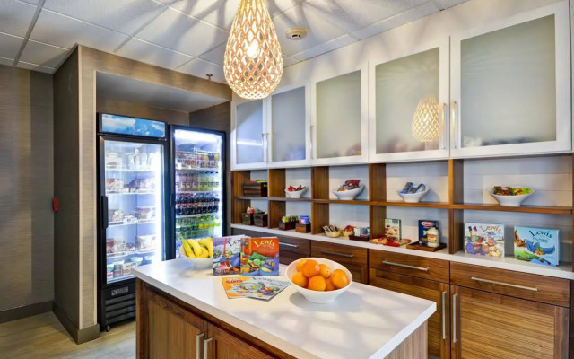 Homewood Suites by Hilton Oakland-Waterfront