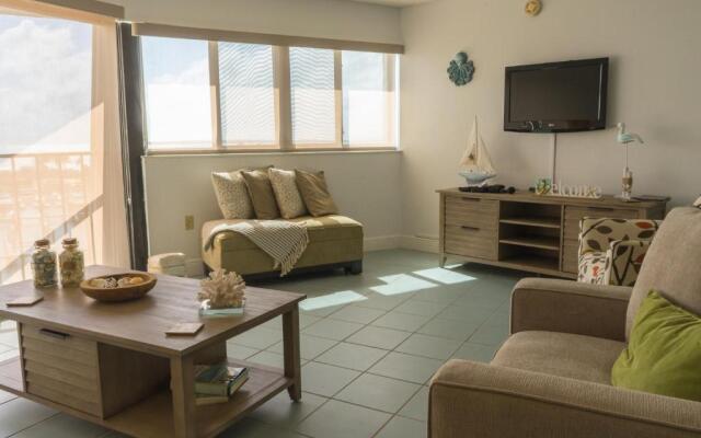 Kawama Yacht Club Apartment