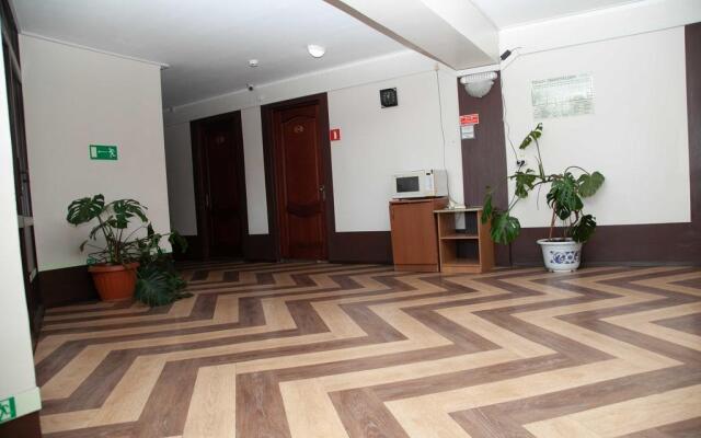 Lotos Hotel