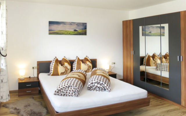 Hannah Lena Rofansiedlung