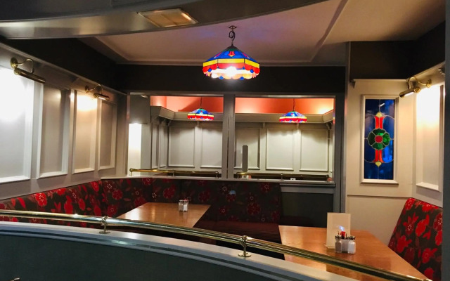 Royal Court Hotel