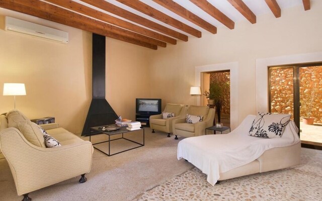 Villa - 3 Bedrooms with Pool and WiFi - 103170