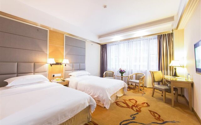 Vienna Hotel Zhanjiang Haibin Avenue Branch