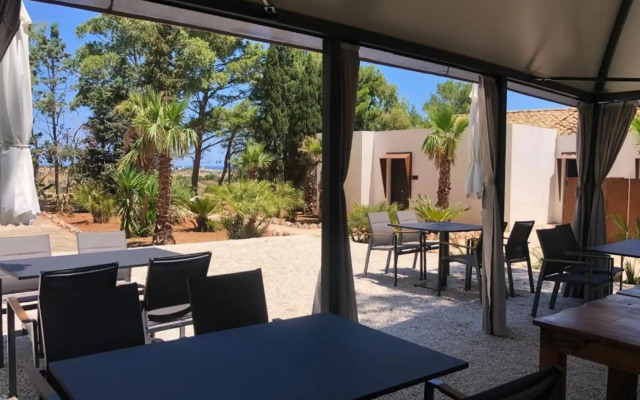Araja Villa & Suite