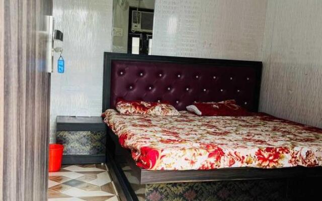 POP 89965 Om Satguru Vaishno Hotel