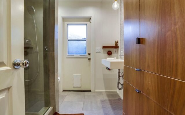 Grandview 3 Bedrooms 2.5 Bathrooms Home