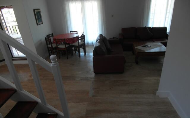 3T Hotel