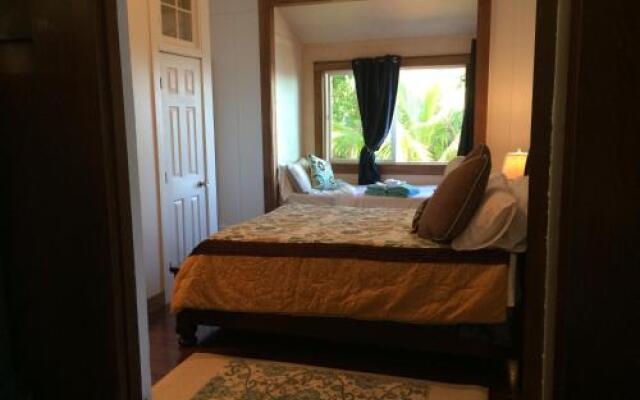 Hilo Bay Oceanfront B&B