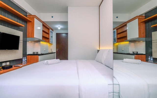 Simply And Comfort Design Studio Room At Transpark Cibubur Apartment – Guest Rooms – Depok