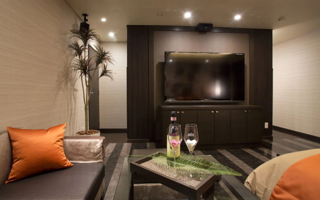 Hotel and Spa Lotus Modern – Adults Only