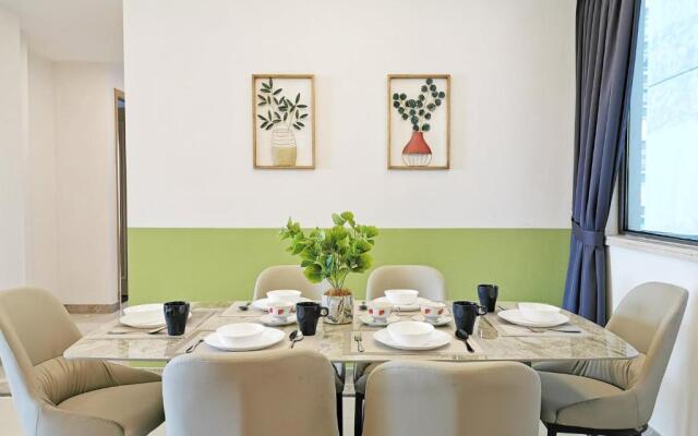 Yussy 4Bedroom Condo at R&F Princess Cove