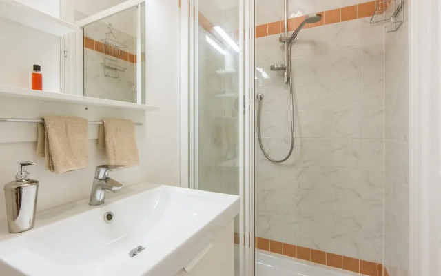 Pandolfini Courtyard