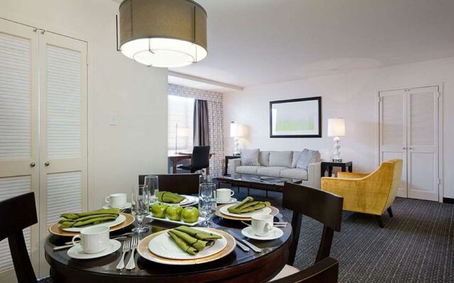 State Plaza Hotel
