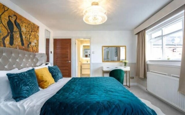 The Racecourse Penthouse