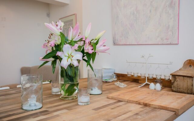 1 Bedroom Flat With Roof Terrace