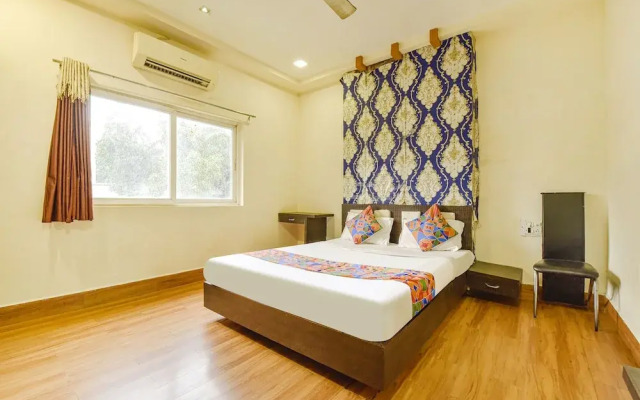 Fabexpress Shri Shyam Palace