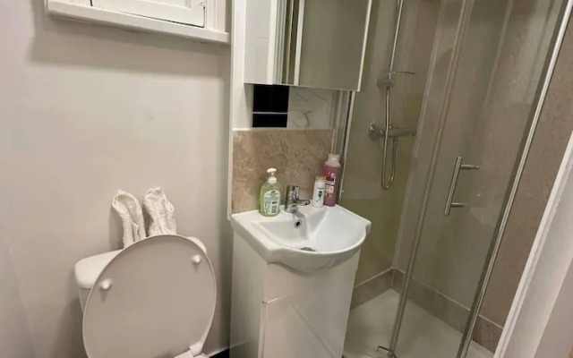 Charming 1-bed Studio in London