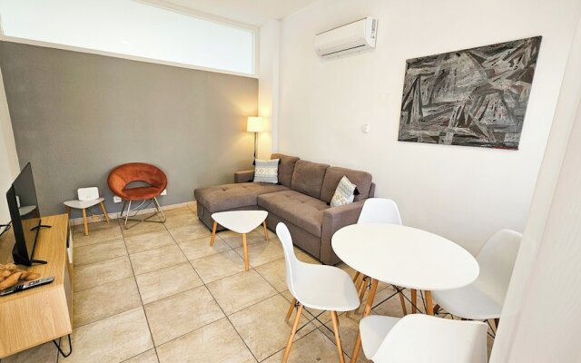 FlipFlop CityCenter Apartment
